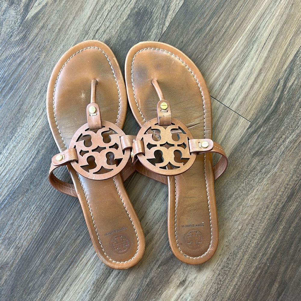Tory Burch Brown Leather Patent Sandals